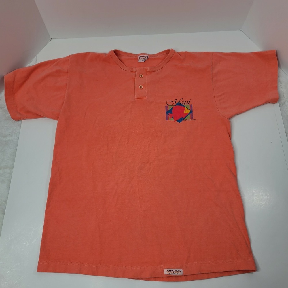 Vintage CRAZY SHIRTS Hawaii Medium Button top Carlton Richards Maui USA Made 90s